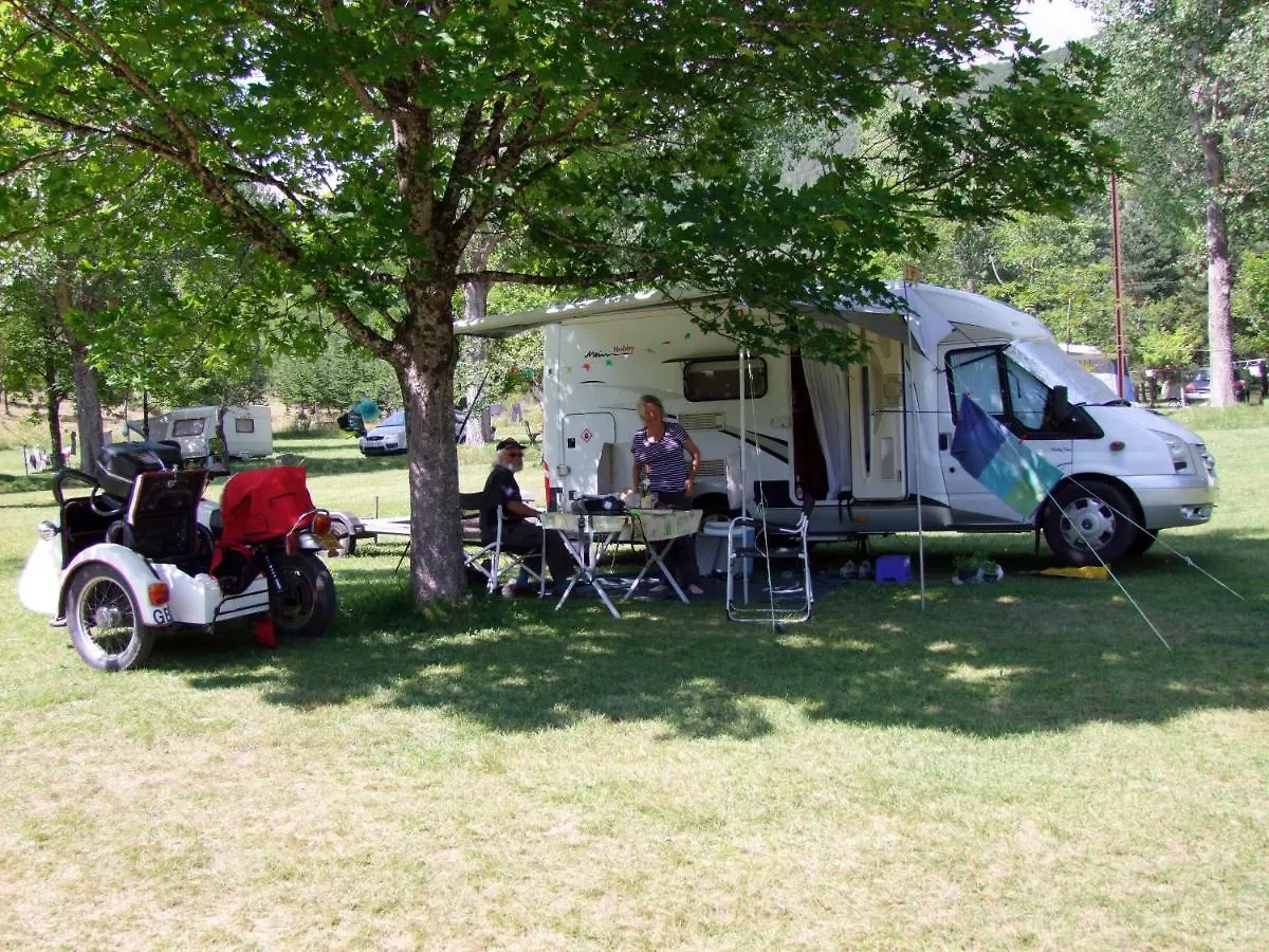 Camping Mon Repos Hotel Montmaur  2*, Montmaur (Hautes-Alpes)