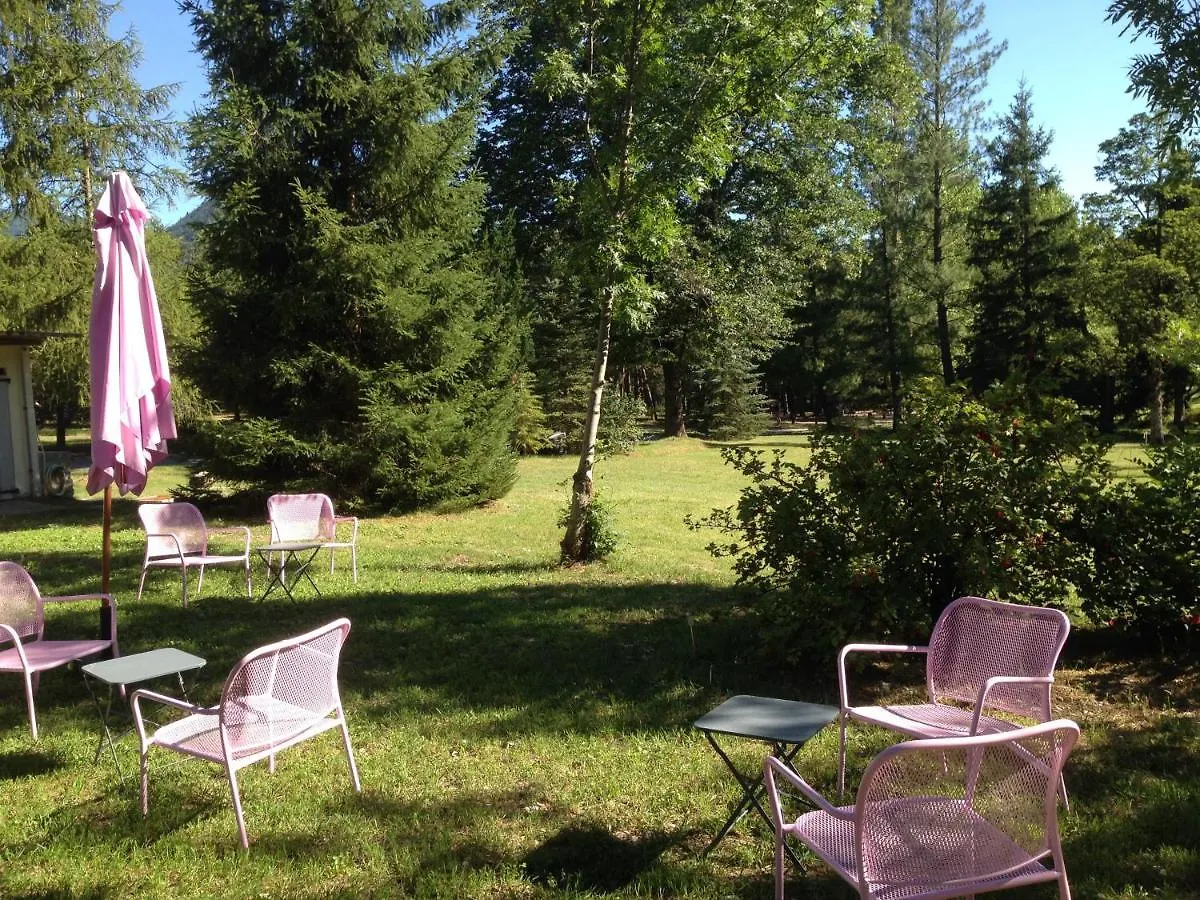 Camping Mon Repos Hotel Montmaur  2*, Montmaur (Hautes-Alpes)