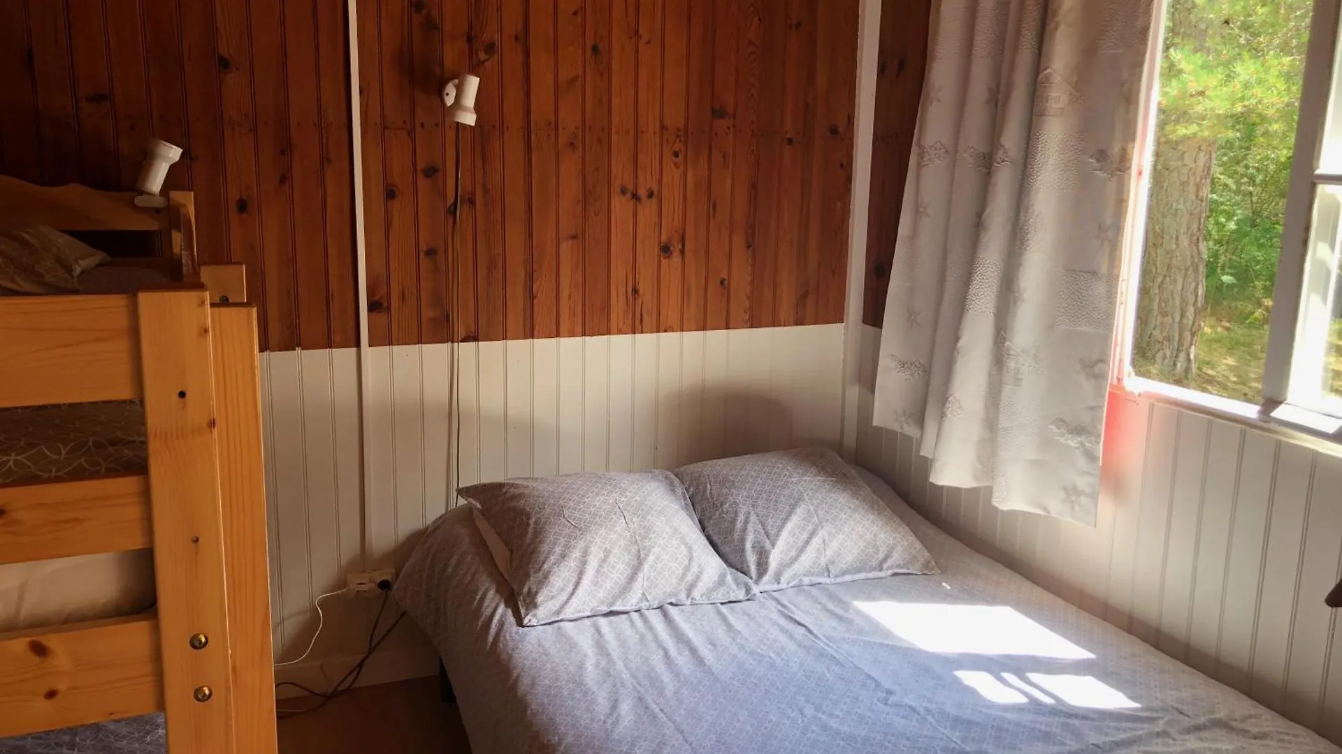 ** Campsite Camping Mon Repos Hotel Montmaur  France