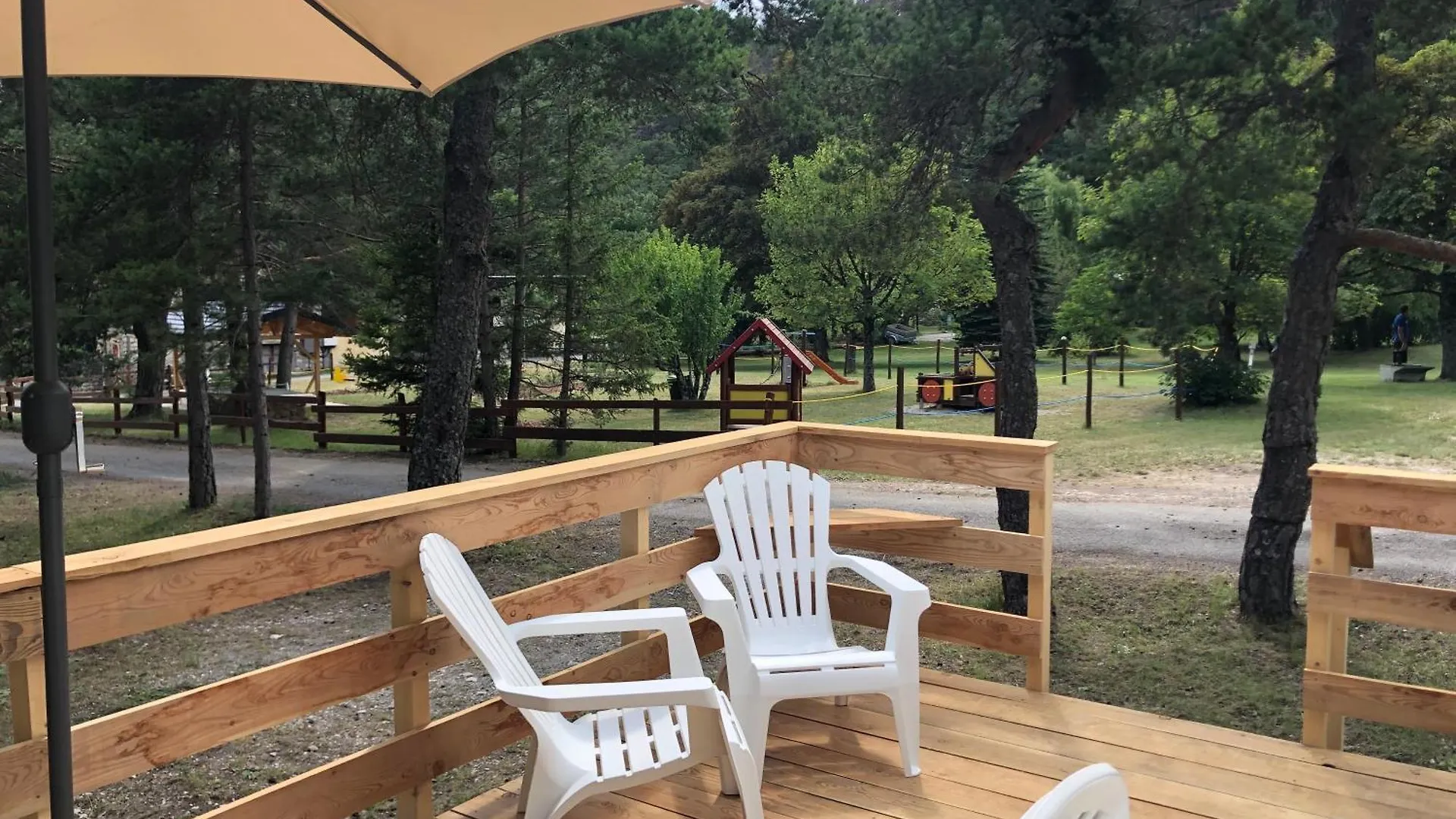 Camping Mon Repos Hotel Montmaur  Campsite Montmaur (Hautes-Alpes)